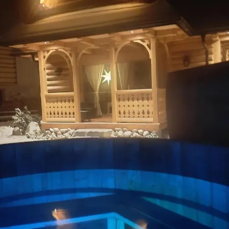 Wooden Wroblowa Chalupka Przy Dolinie Chocholowskiej Ferienhaus