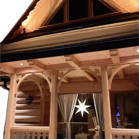 Holiday home Wooden Wroblowa Chalupka Przy Dolinie Chocholowskiej