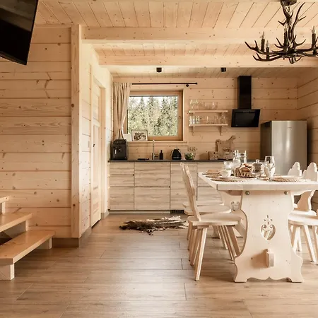 Wooden Wroblowa Chalupka Przy Dolinie Chocholowskiej