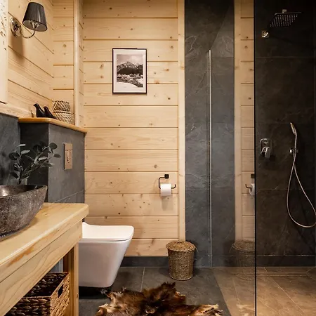 Wooden Wroblowa Chalupka Przy Dolinie Chocholowskiej Ferienhaus *