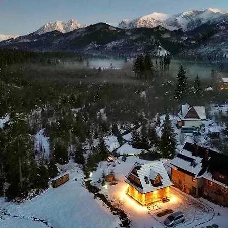 Wooden Wroblowa Chalupka Przy Dolinie Chocholowskiej Holiday home Koscielisko